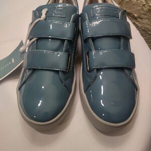 REVITALIGN Glossy Blue Women's Sneakers